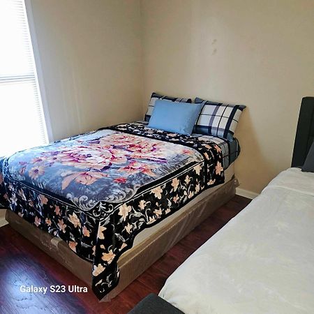 Divine Villa & Resorts Guest House - 283 Lehigh Ave Νιούαρκ Εξωτερικό φωτογραφία